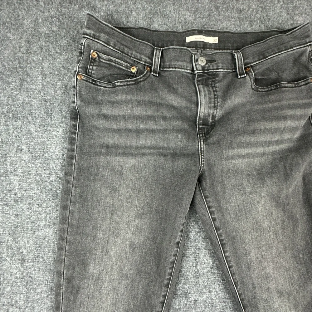 Levi's Women's Boyfriend Jeans Mid Rise Relaxed Fit Black Denim Size 32 W32L27